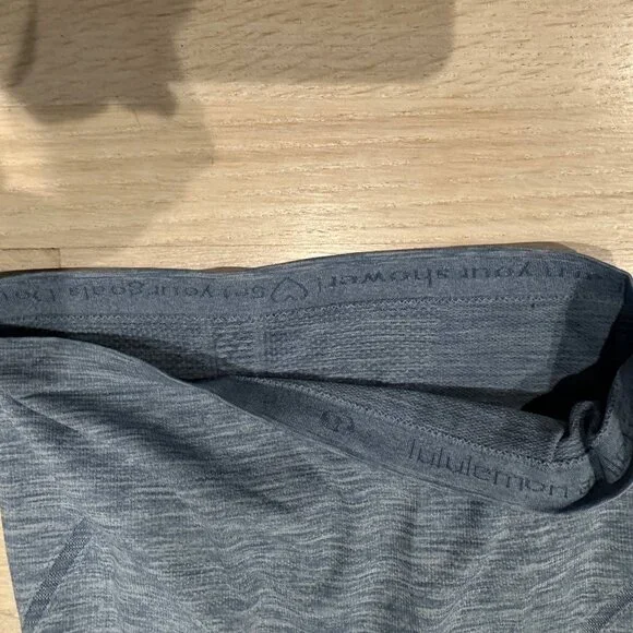 Lululemon Tank Top; size Small, but no tag Blue "denim" color - Picture 13 of 15